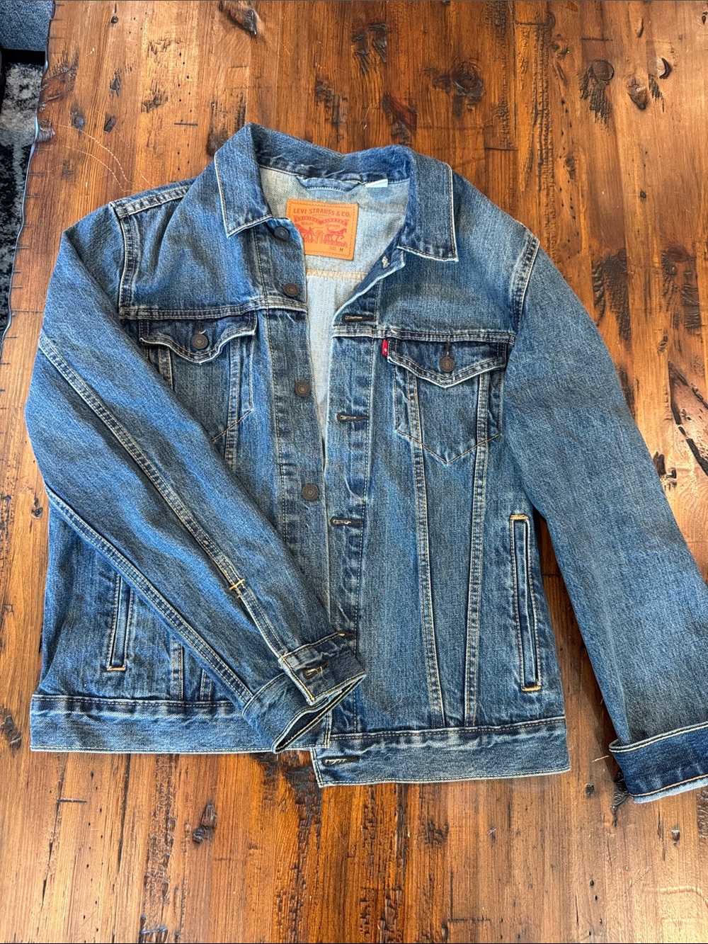 Levi's Vintage-Inspired Medium Blue Denim Jacket